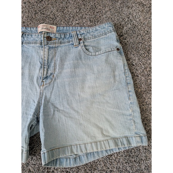 Levi Strauss Signature Womens Light Wash Stretch Denim Shorts Size 16 Misses - Picture 2 of 5